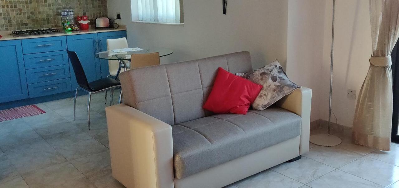 Panoramic Penthouse In Marsascala Which Enjoys Sea And Country Views Apartment Marsaskala Exterior photo