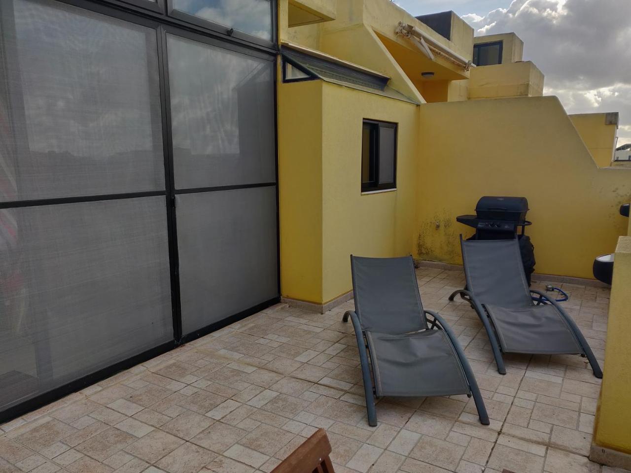 Panoramic Penthouse In Marsascala Which Enjoys Sea And Country Views Apartment Marsaskala Exterior photo