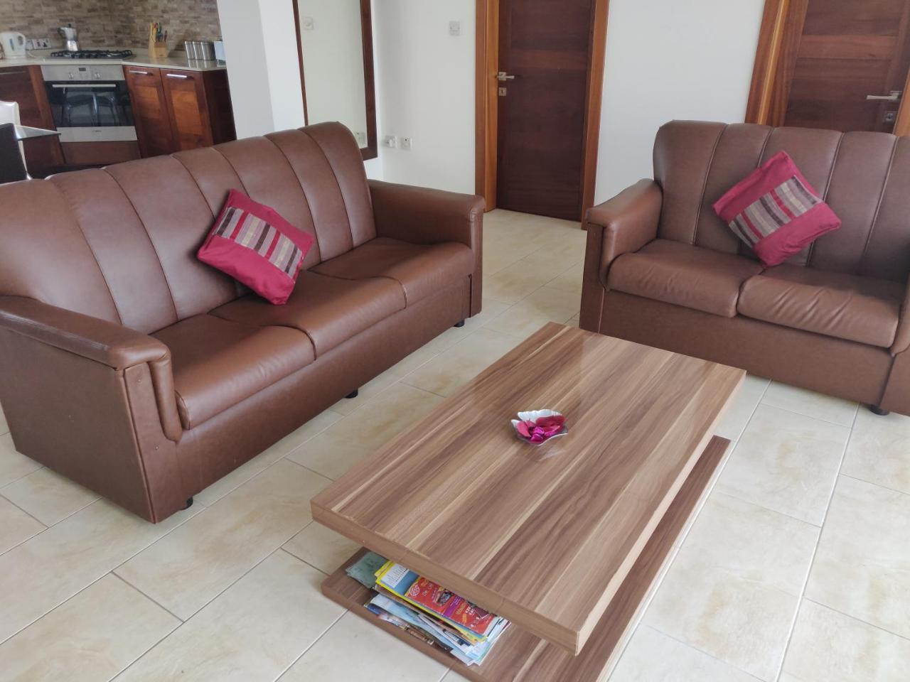 Panoramic Penthouse In Marsascala Which Enjoys Sea And Country Views Apartment Marsaskala Exterior photo